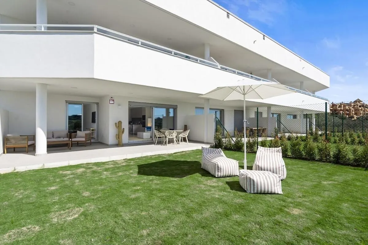 New Oceana Gardens 2 Bedrooms With Garden Rdr476 Estepona