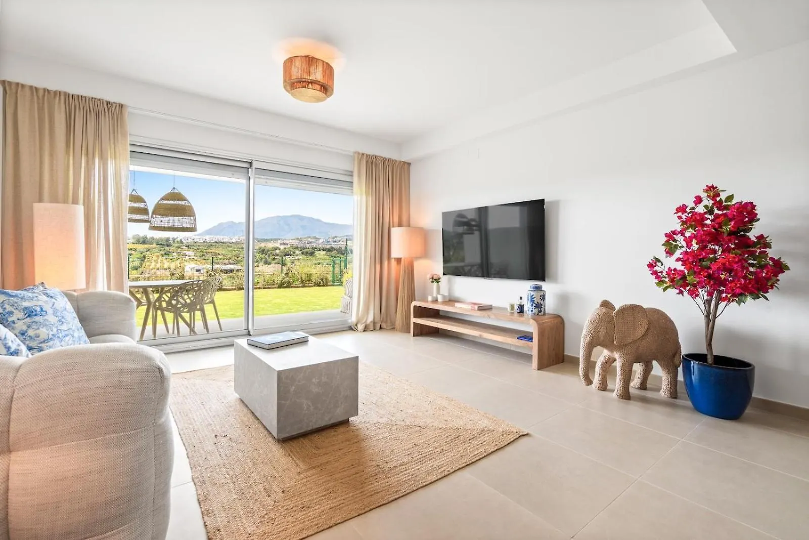 New Oceana Gardens 2 Bedrooms With Garden Rdr476 Estepona